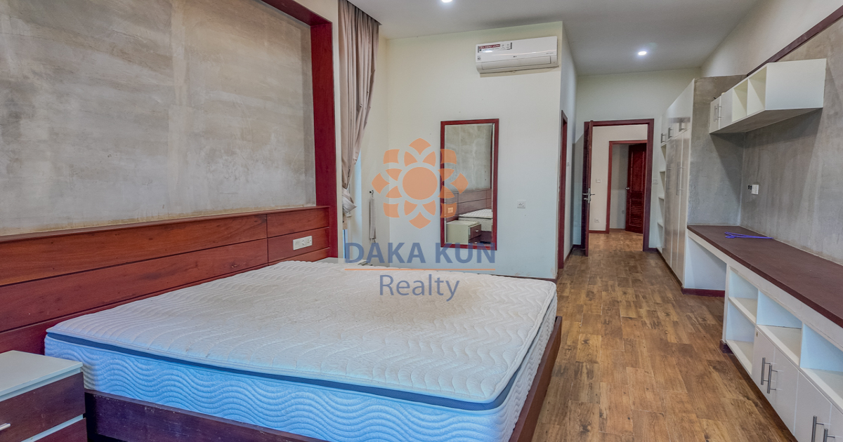7 Bedrooms House for Rent in Siem Reap City - Sla Kram