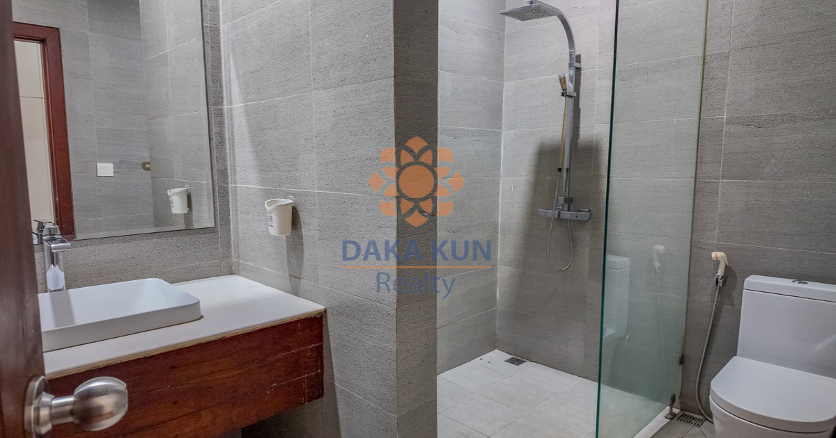 7 Bedrooms House for Rent in Siem Reap City - Sla Kram