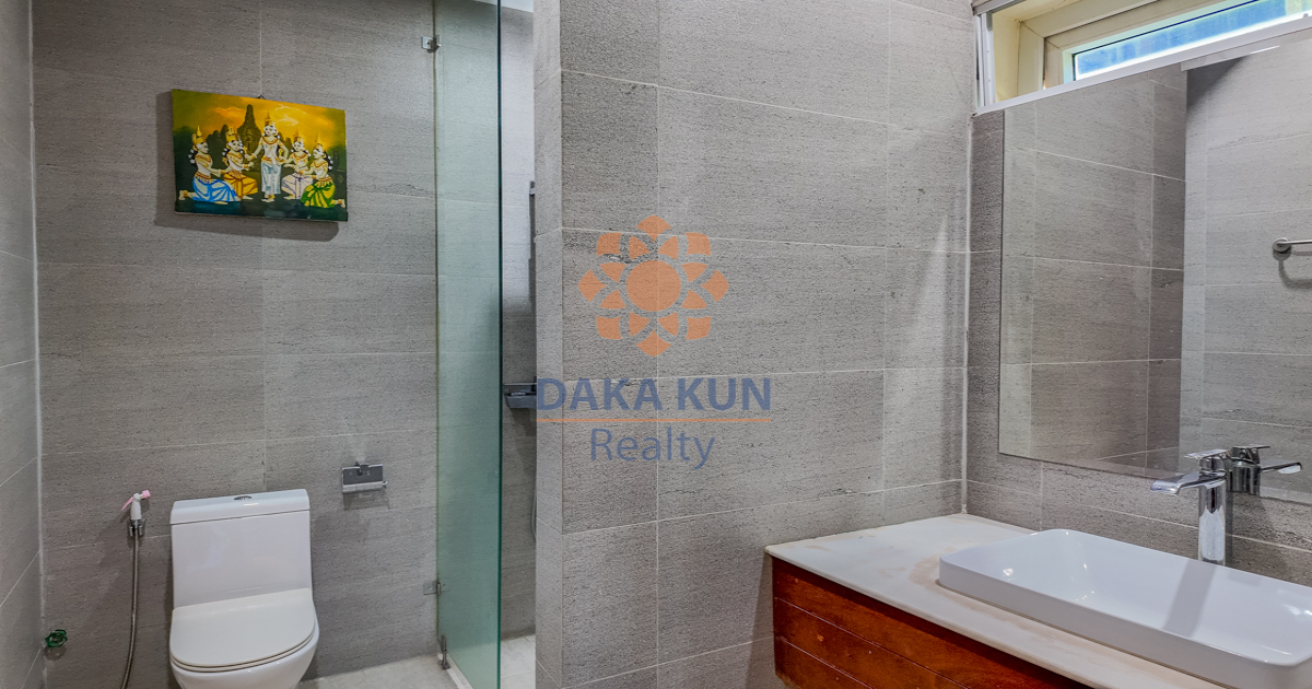 7 Bedrooms House for Sale in Siem Reap City - Sla Kram