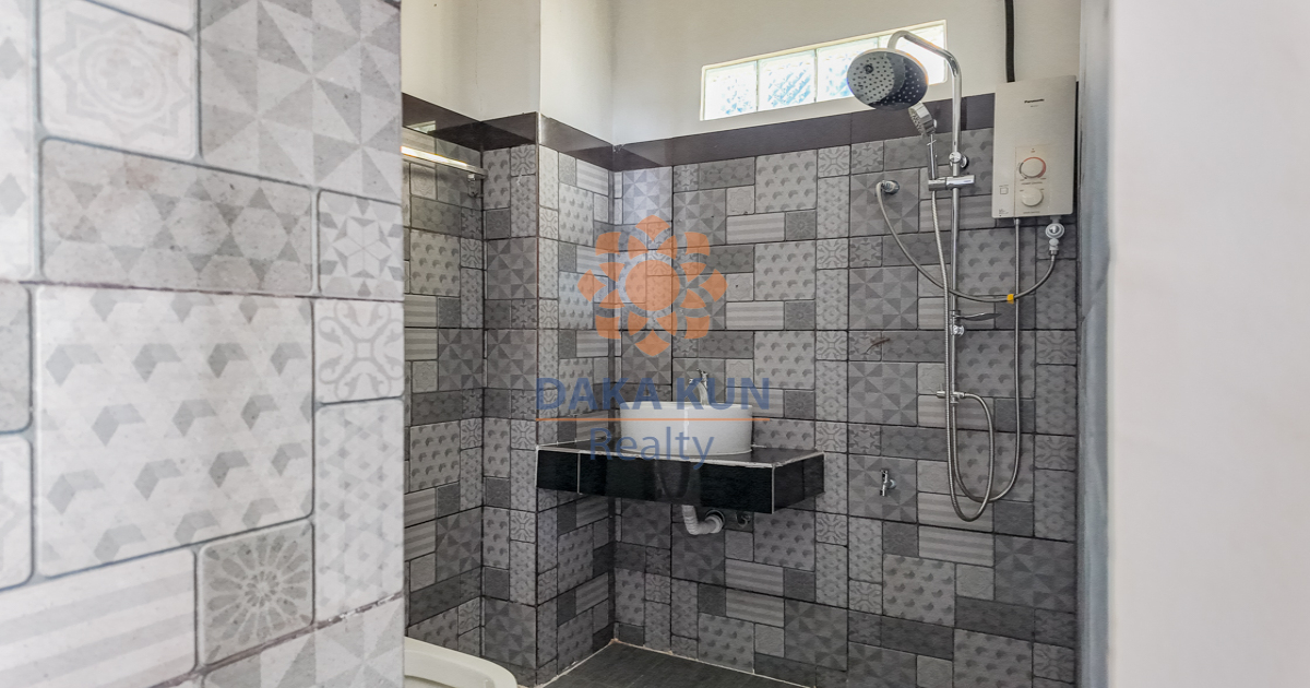 Commercial Building for Sale in Siem Reap City - Taphul Road