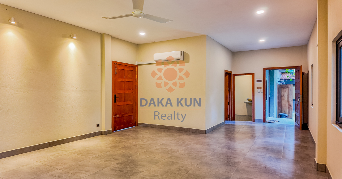 3 Bedrooms House for Rent in Krong Siem Reap-Sala Kamreuk