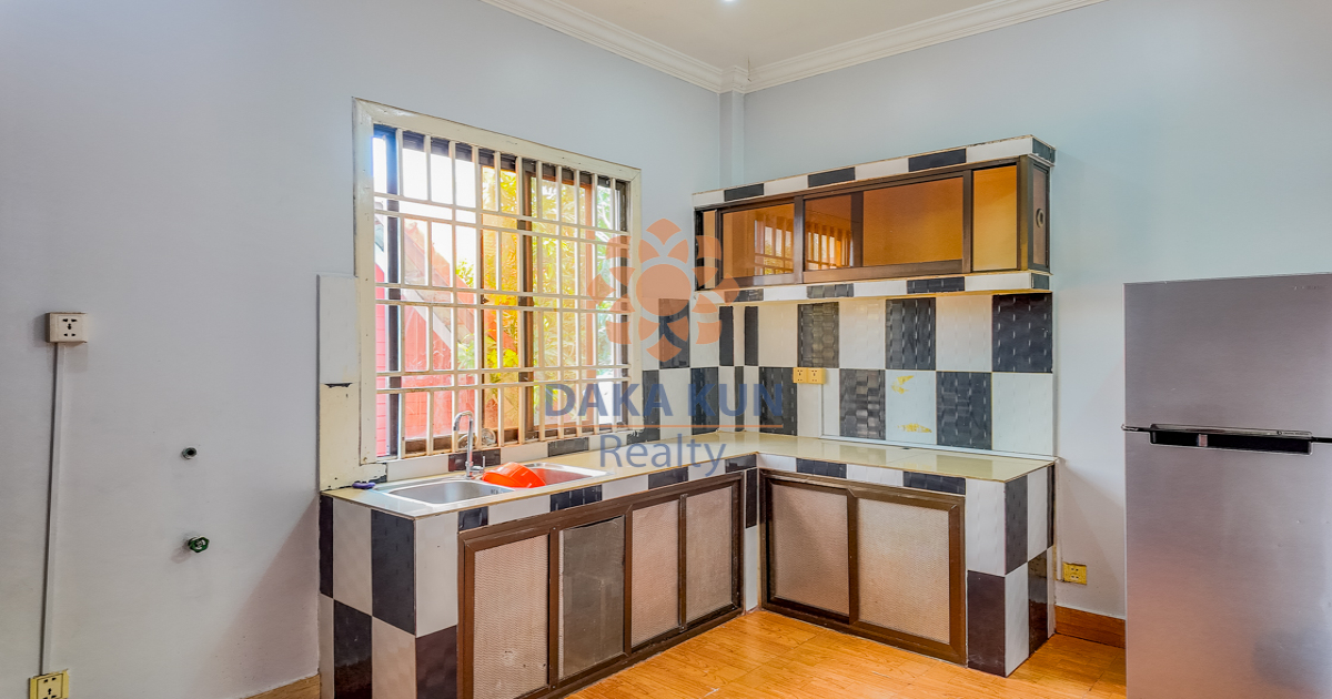 3 Bedrooms Apartment for Rent in Siem Reap City-Svay Dangkum