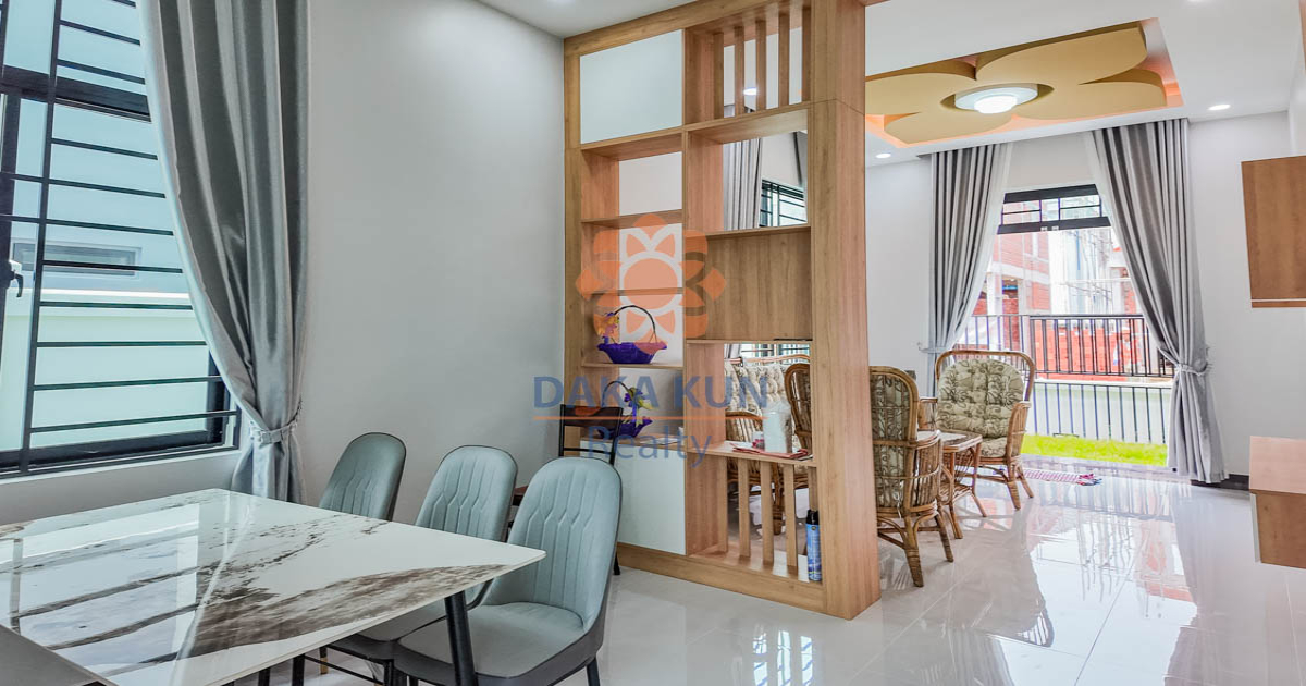 4 Bedrooms House for Rent in Siem Reap City, Krabei Riel