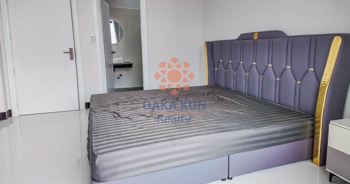 4 Bedrooms House for Rent in Siem Reap City, Krabei Riel