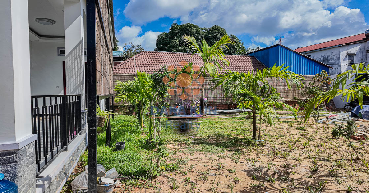 2 Bedrooms House for Rent in Siem Reap City - Svay Dangkum