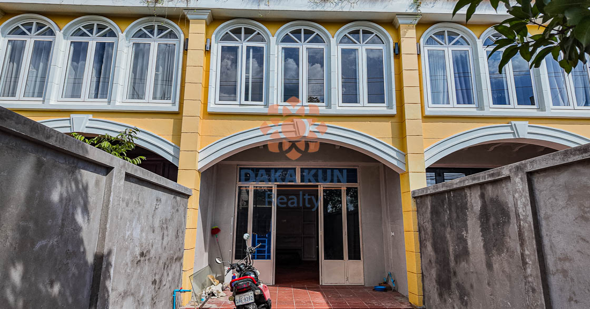 2 Bedrooms House for Rent in Siem Reap City, Sangkat Svay Dangkum