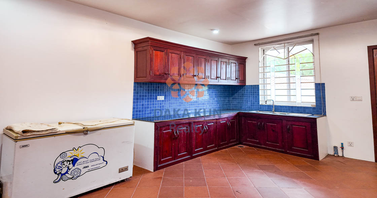 2 Bedrooms House for Rent in Siem Reap City, Sangkat Svay Dangkum