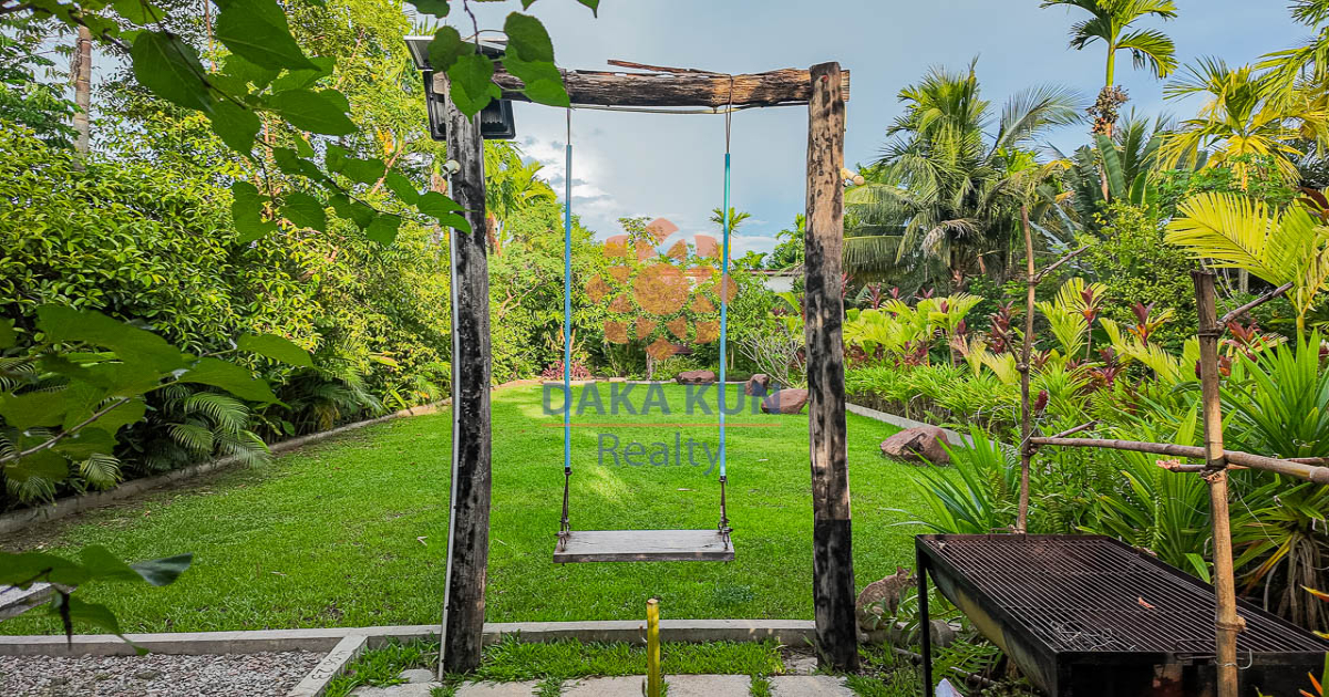 2 Bedrooms House for Rent with Garden in Siem Reap City, Sangkat Siem Reap