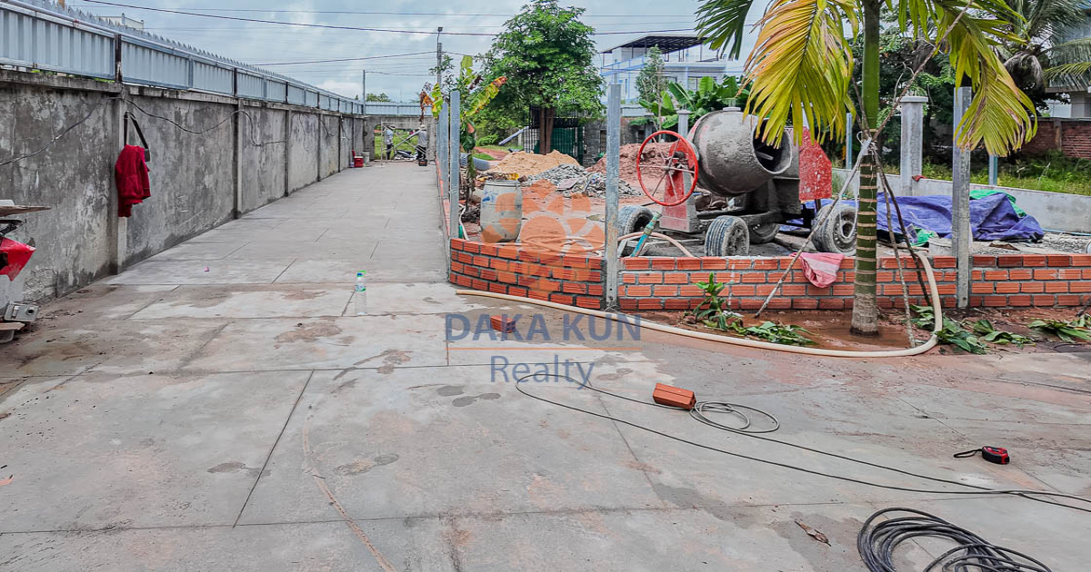 2 Bedrooms House for Rent in Sala Kamreuk, Siem Reap City