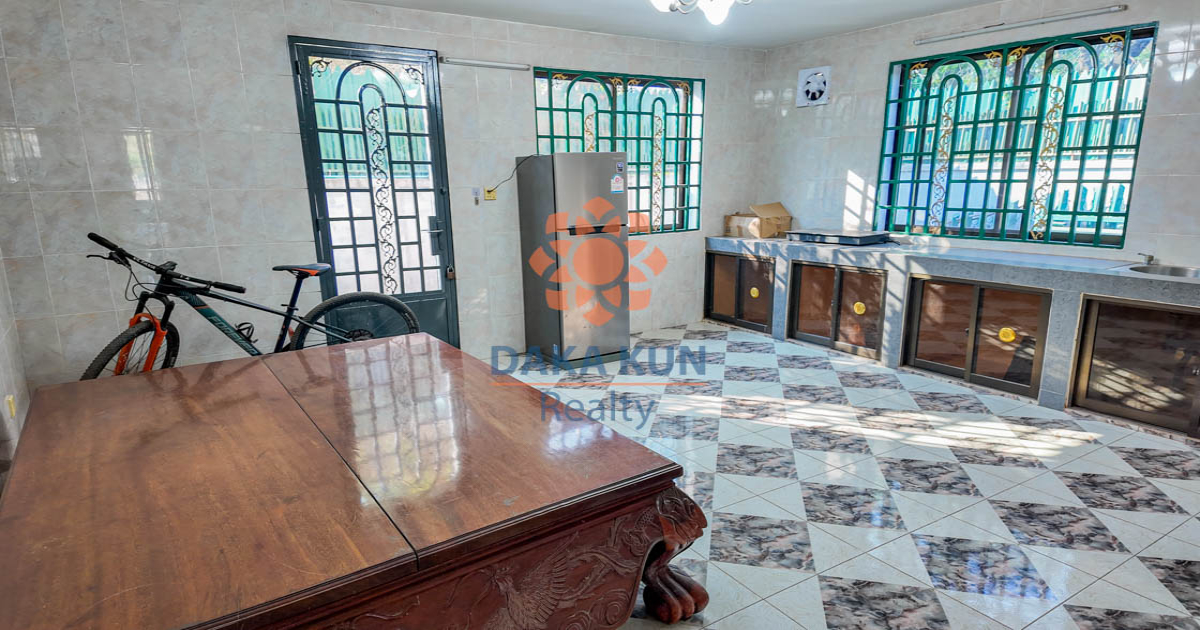 12 Bedrooms House for Rent Near Riverside - Siem Reap City