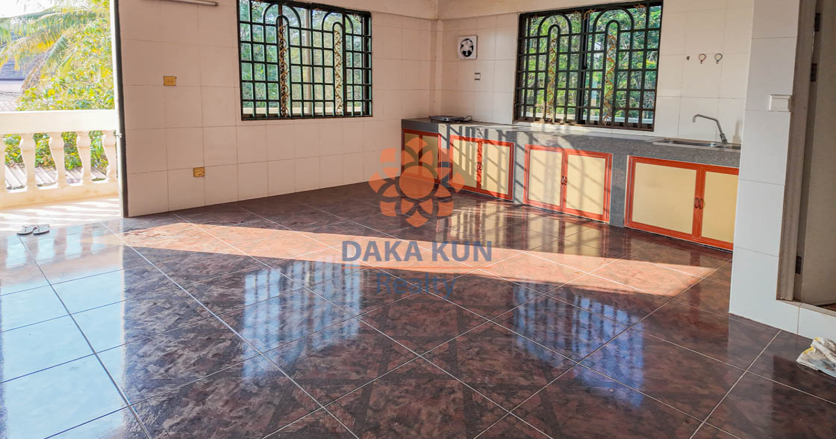 12 Bedrooms House for Rent Near Riverside - Siem Reap City