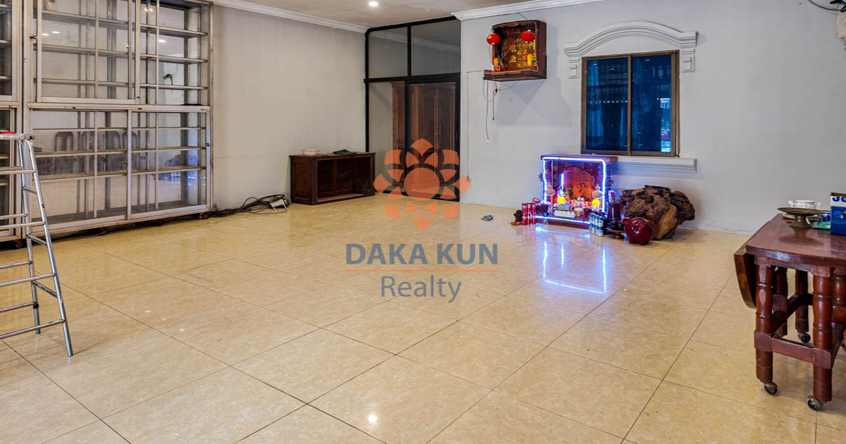 2 Bedrooms House for Rent in Siem Reap City, Sla Kram - Riverside