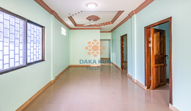 2 Bedrooms House for Rent in Siem Reap-Sala Kamreuk
