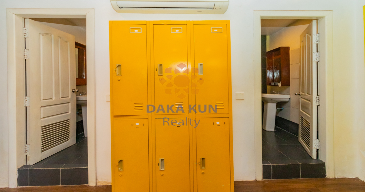 Boutique for Sale in Siem Reap-Wat Damnak