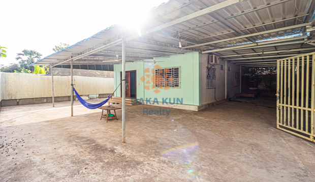 2 Bedrooms House for Rent in Siem Reap-Sala Kamreuk