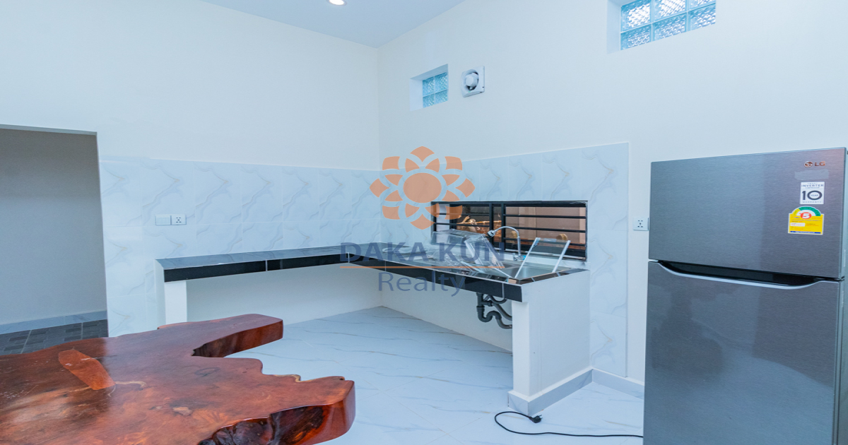 2 Bedrooms House for Rent in Siem Reap City - Near Rose Apple Square