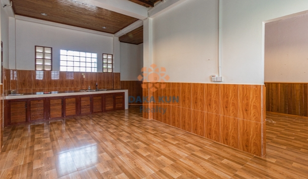3 Bedrooms House for Rent in Siem Reap-Sala Kamreuk