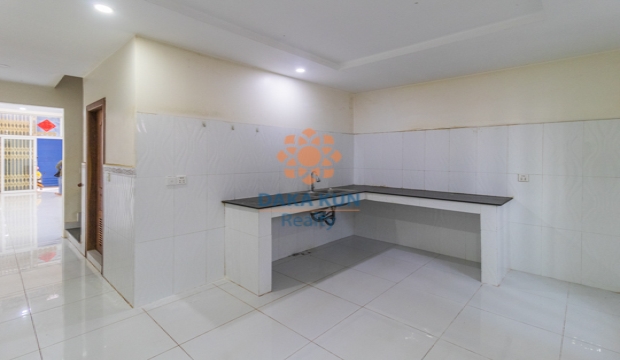 4 Bedrooms House for Rent in Krong Siem Reap
