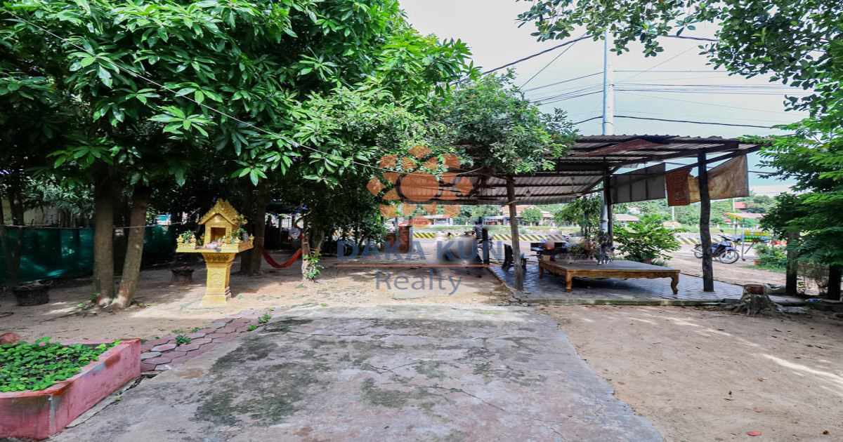 Land For Sale in Siem Reap City-Riverside
