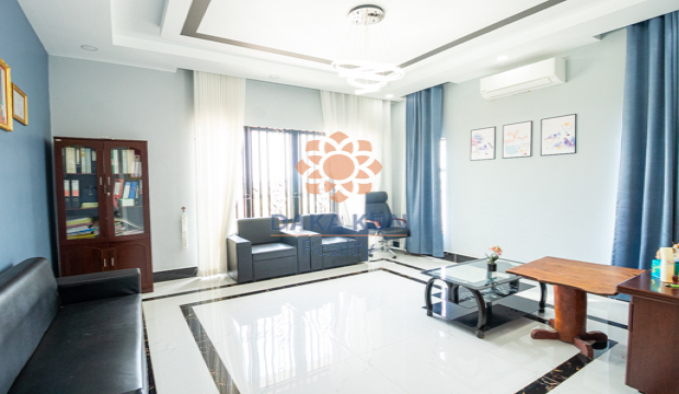 5 Bedrooms Villa for Sale in Krong Siem Reap