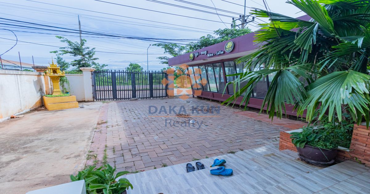 House for Rent on Main Road in Sala Kamreuk - Siem Reap City