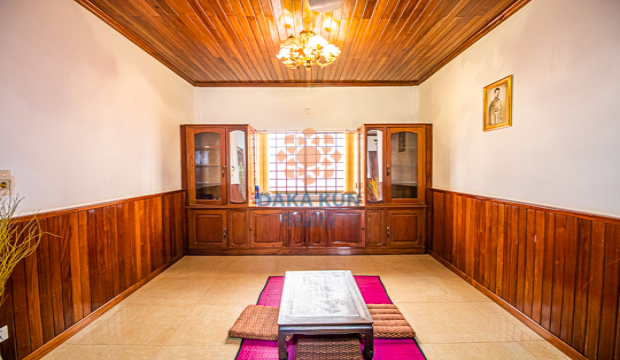 House for Sale in Krong Siem Reap-near Riverside