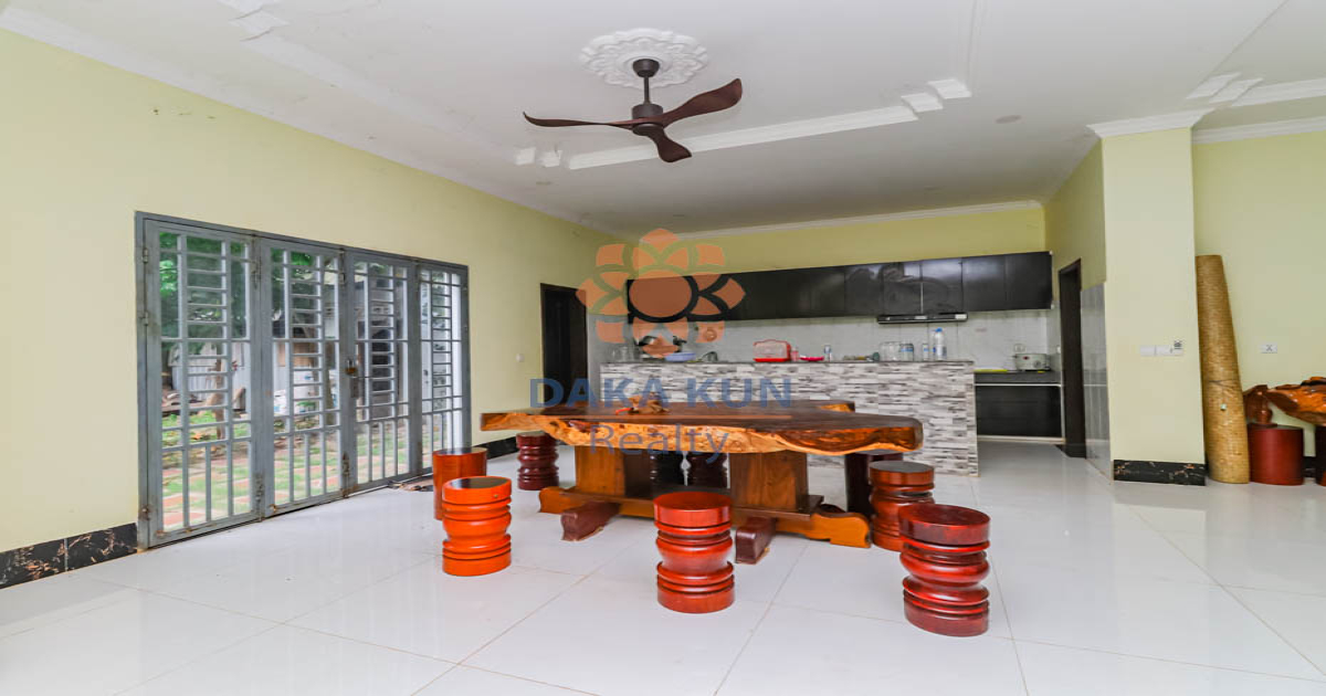7 Bedrooms House for Rent in Siem Reap City, in Sala Kamreuk