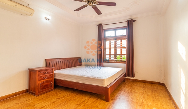 4 Bedrooms House for Rent in Siem Reap city-Svay Dangkum