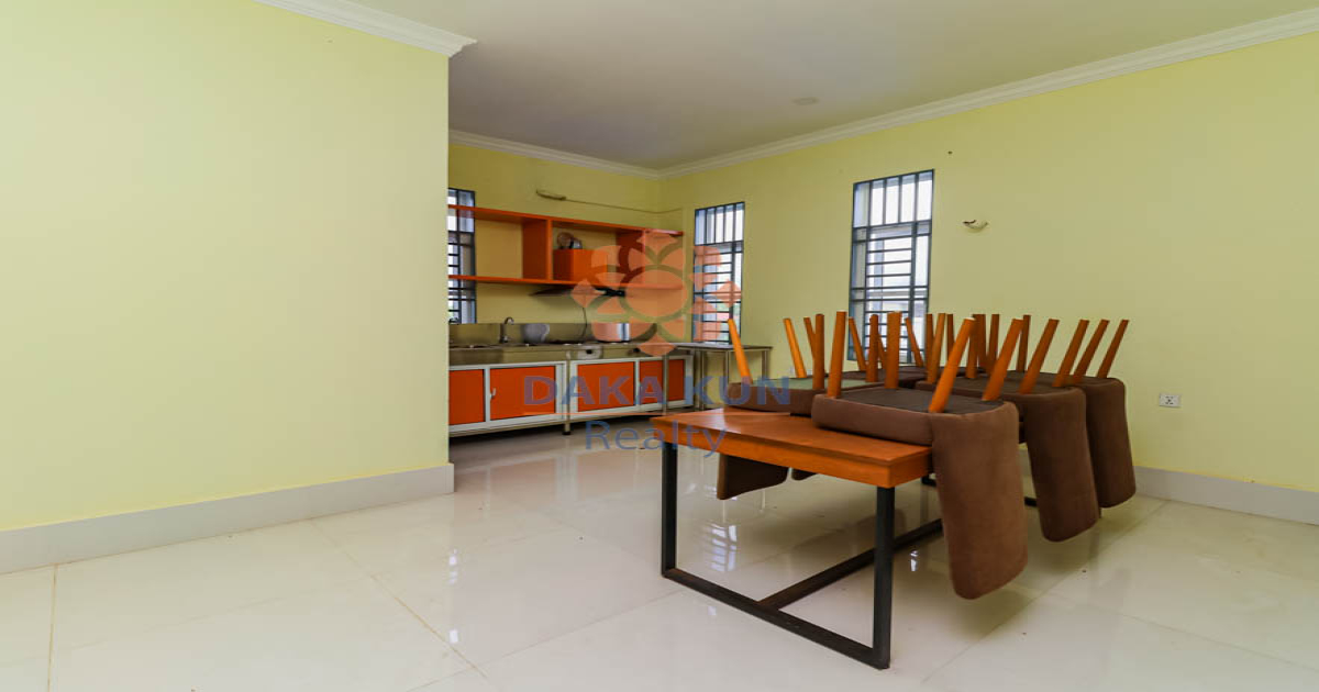 7 Bedrooms House for Rent in Siem Reap City, in Sala Kamreuk