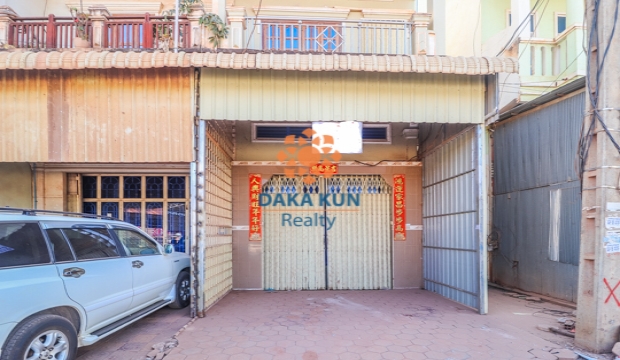Urgent Sale House in Sala Kamreuk commune, Siem Reap