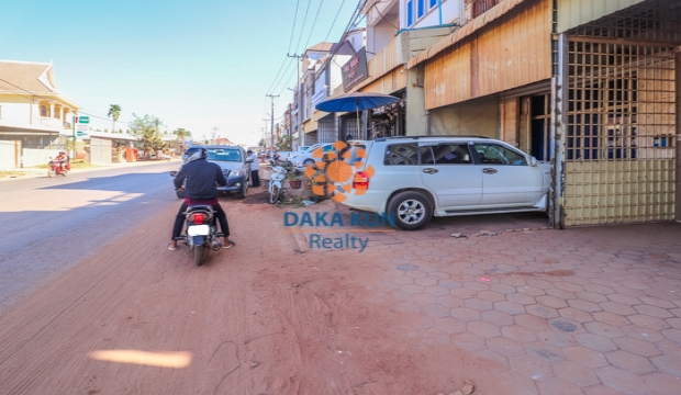 Urgent Sale House in Sala Kamreuk commune, Siem Reap