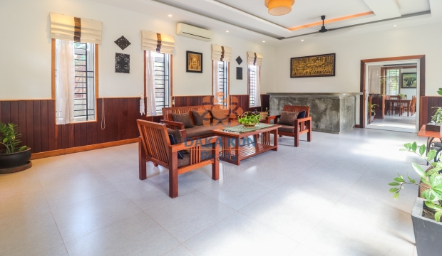 3 Bedrooms House for Rent in Siem Reap-Sala Kamreuk