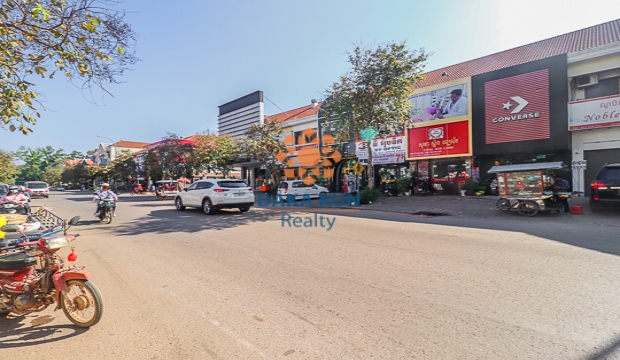Commercial Building For Rent near Sivutha Road, Siem Reap