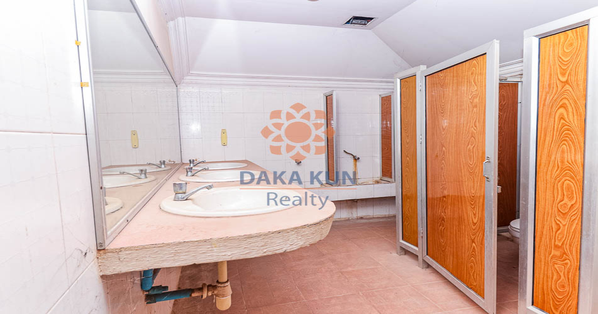 Commercial Building for Rent in Krong Siem Reap-National Rd 6