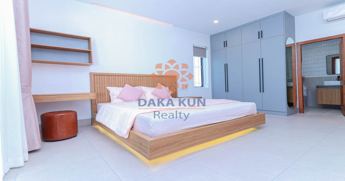 Villa with Swimming Pool for Sale in Siem Reap City - Svay Dangkum
