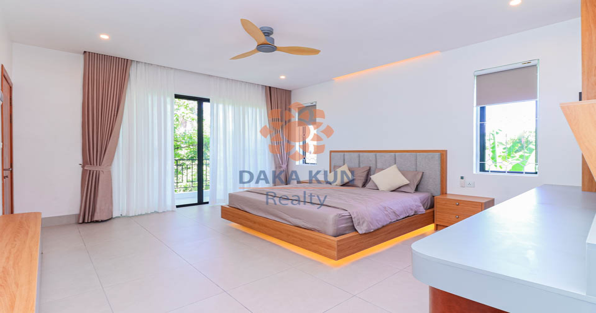 Villa with Swimming Pool for Sale in Siem Reap City - Svay Dangkum