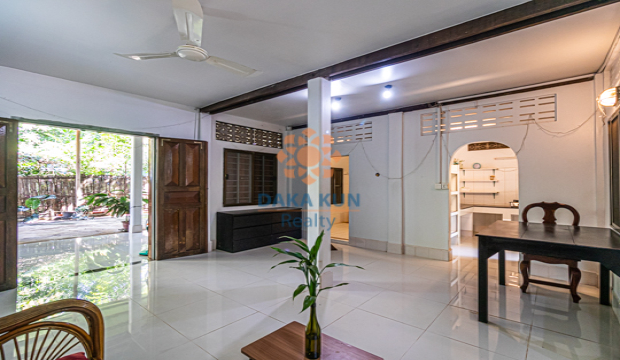3 Bedrooms House for Rent in Krong Siem Reap-Sala Kamreuk