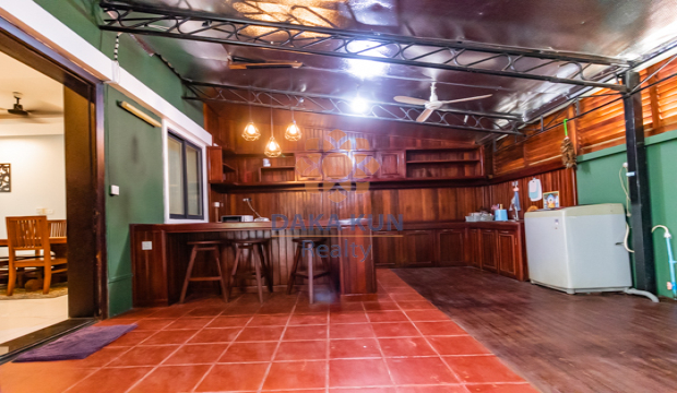 3 Bedrooms Villa For Rent in Siem Reap