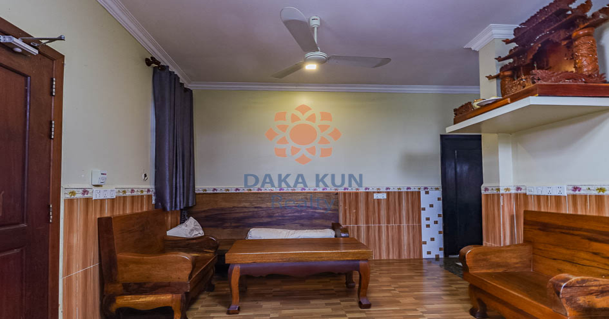 House for Sale in Krong Siem Reap near Aranhrangsey Primary School