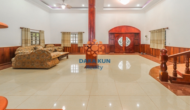 4 Bedrooms House for Rent in Siem Reap