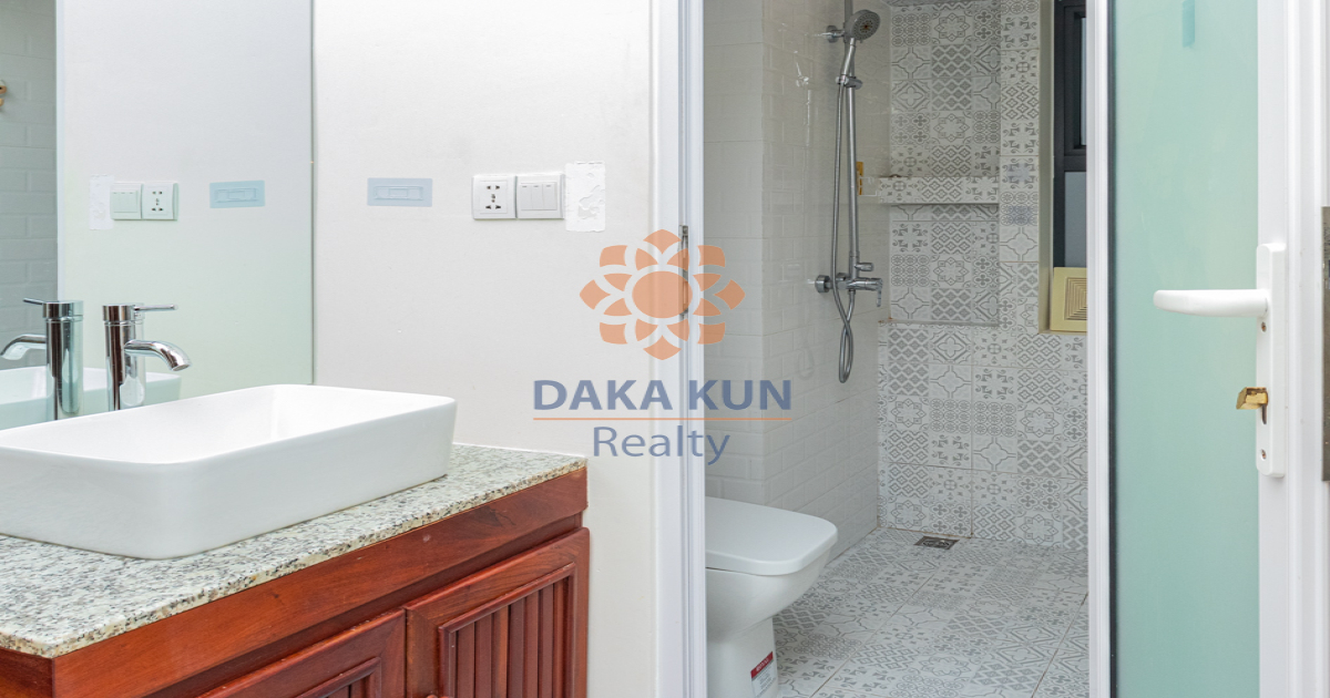 Apartment Building for Sale near Wat Bo, in Siem Reap City