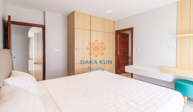 2 Bedrooms Apartment for Rent with Pool in Krong Siem Reap-Sala Kamreuk
