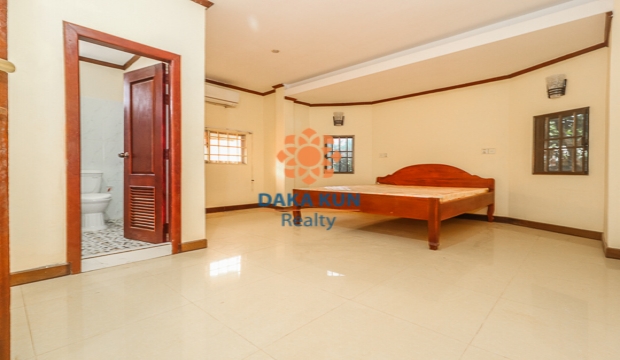 4 Bedrooms House for Rent in Siem Reap