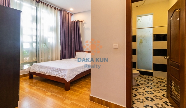 2 Bedrooms Apartment for Rent With Pool in Siem Reap city-Svay Dangkum