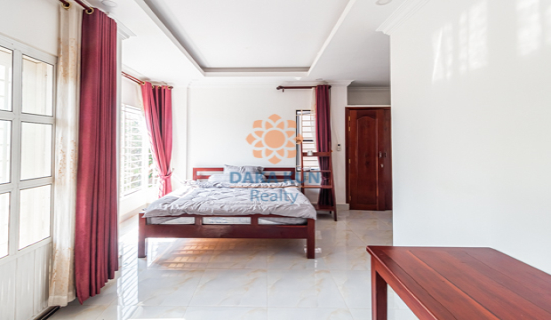 2 Bedrooms Villa for Rent with Shared Swimming pool in Krong Siem Reap