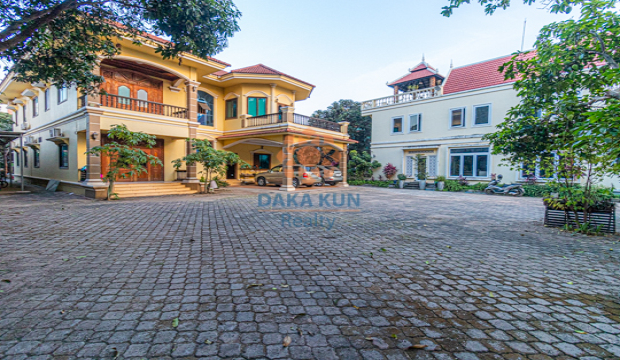 Villa for Sale in Krong Siem Reap-near Riverside