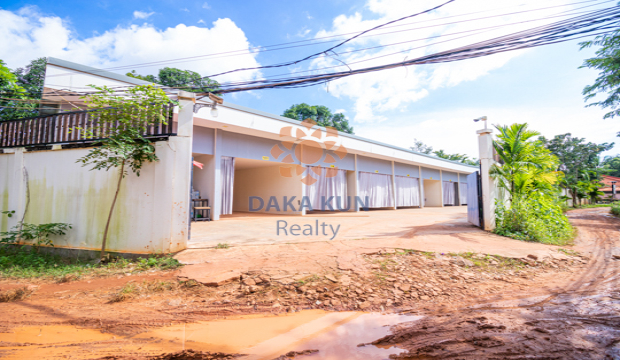 Building for Sale in Krong Siem Reap-Sala Kamreuk