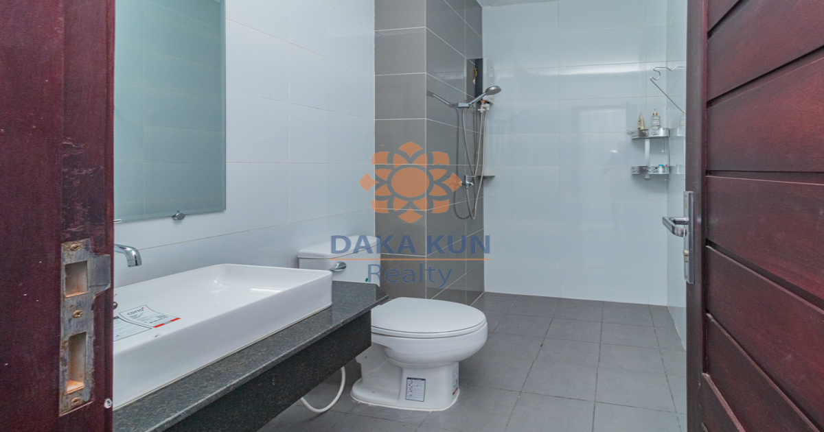 3 Bedrooms House For Rent In Siem Reap City-Borey Tourism