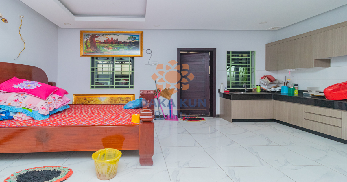 3 Bedrooms House For Rent In Siem Reap City-Borey Tourism