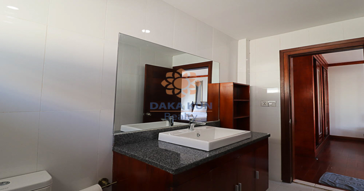3 Bedroom House with Swimming Pool for Rent in Siem Reap City